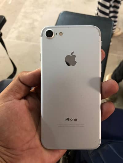 Apple iPhone 7