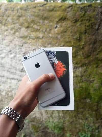 iphone 6s PTA approved 64gb my wtsp/0323-69:25-886