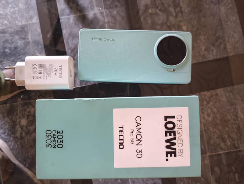 Tecno CAMON 30 Pro 0