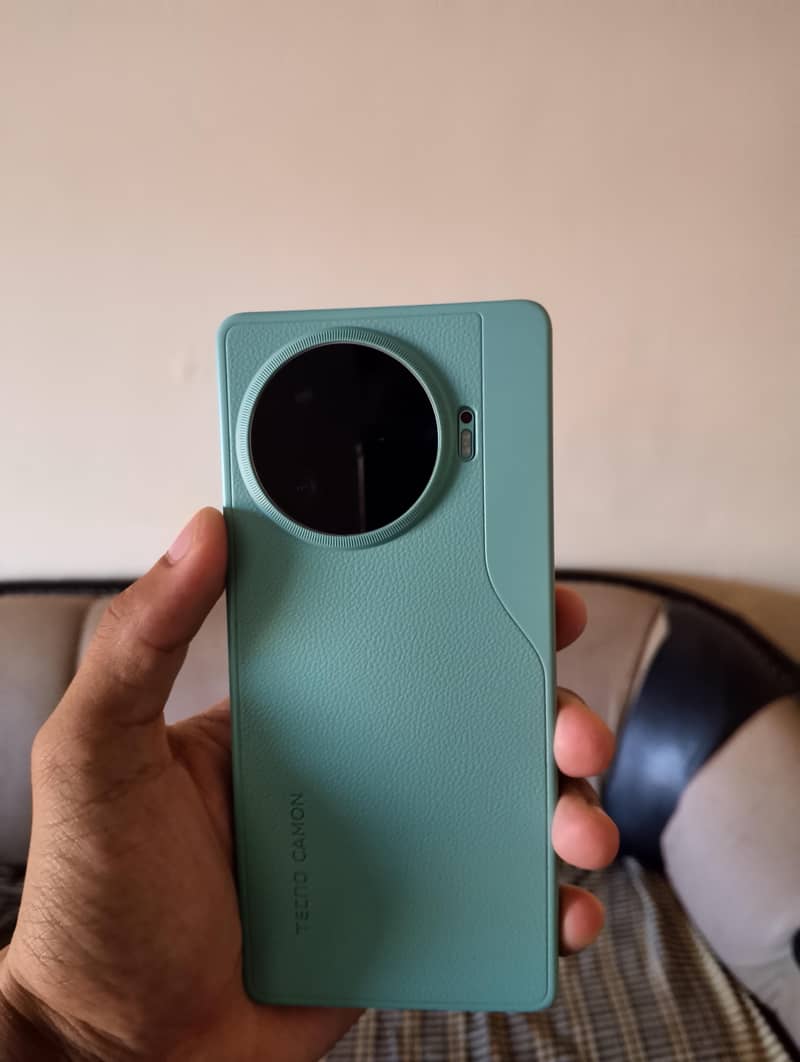 Tecno CAMON 30 Pro 2