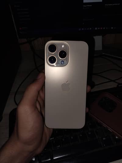 Apple iPhone 16 Pro Max JV