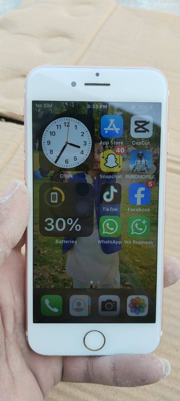 Apple iPhone 7 4