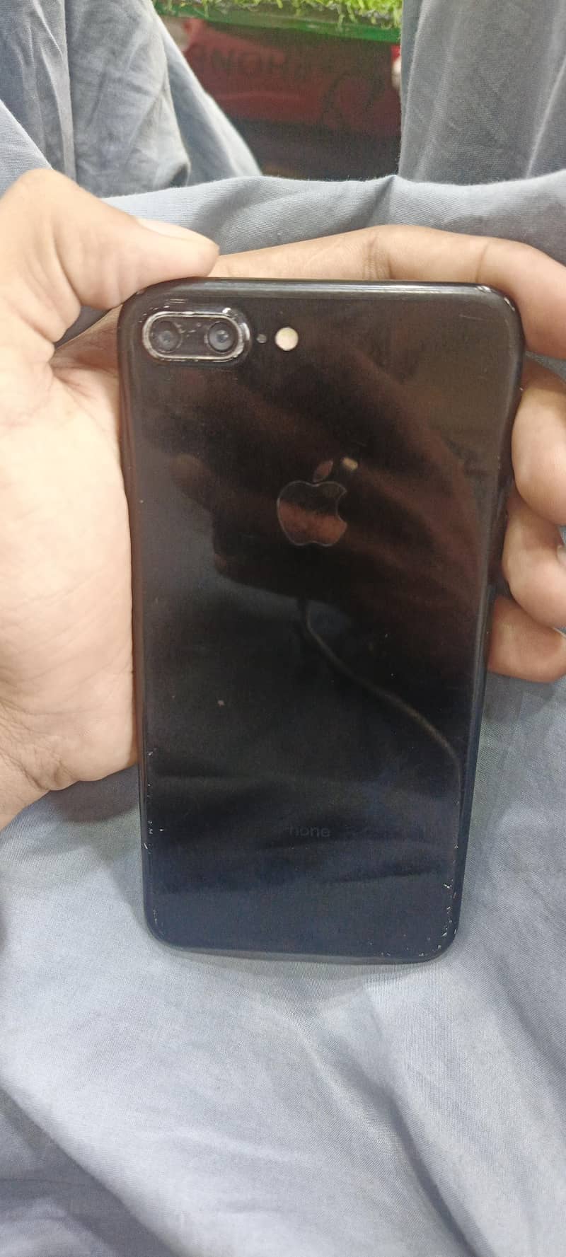 Apple iPhone 7 Plus 0