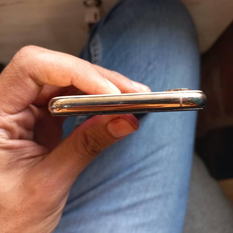 Apple iPhone XS 2