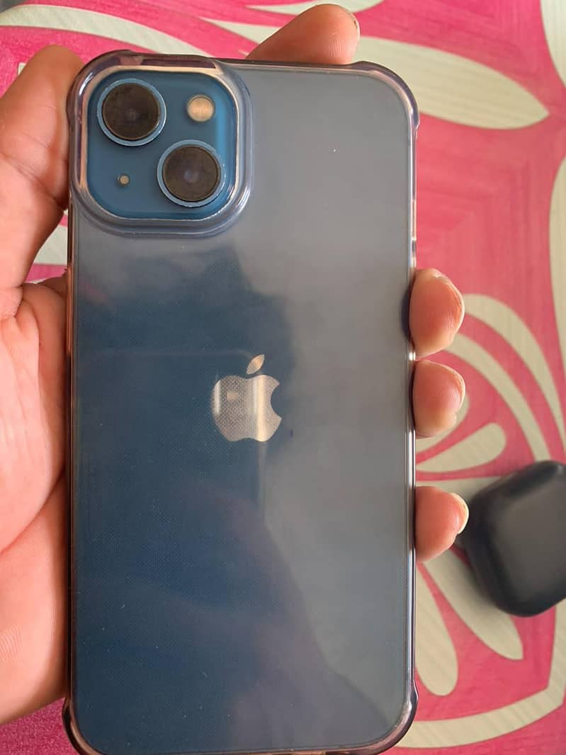 Apple iPhone 13 3
