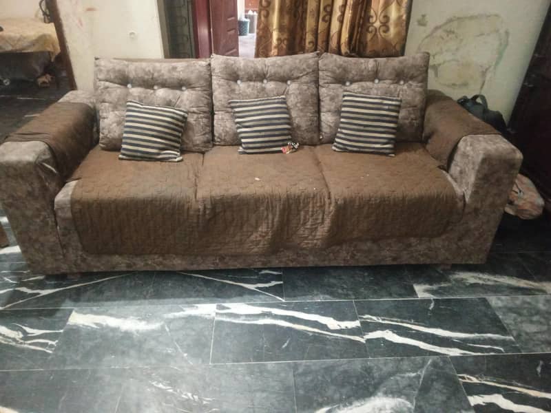 sofa poshish 1