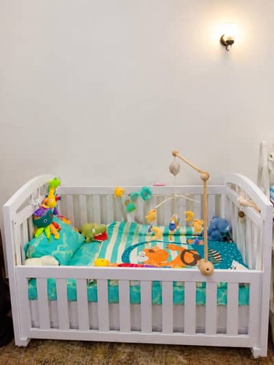 Baby wooden cot bed