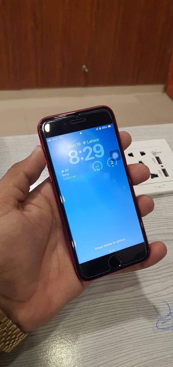 Apple iPhone SE 3