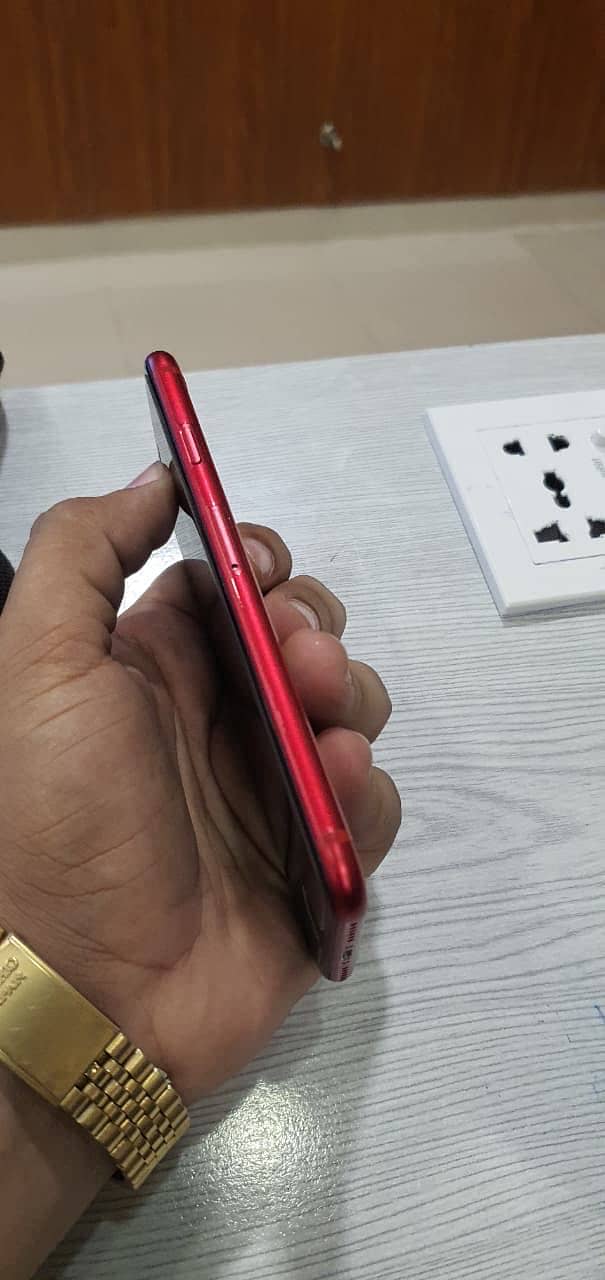 Apple iPhone SE 4