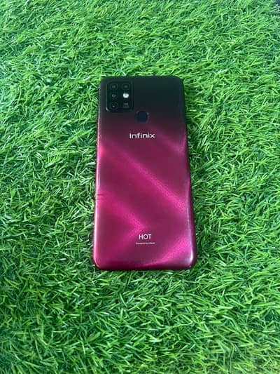 Infinix Hot 10 4/64 PTA approvd Good condition & Betry timing for sale