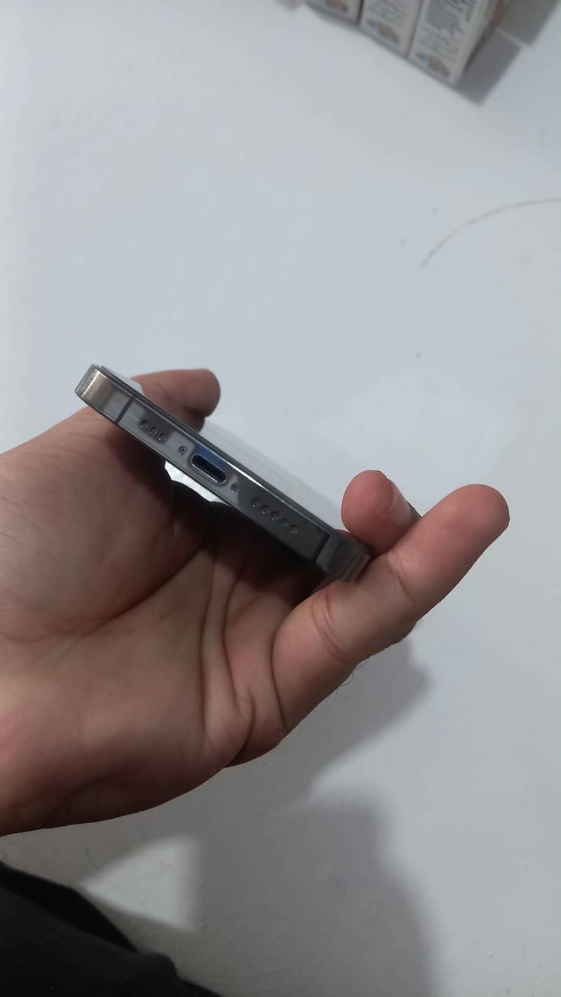 Apple iPhone 12 Pro 7