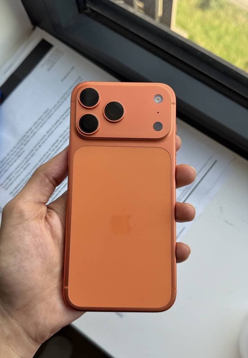 Apple iPhone 17 Pro Max 5