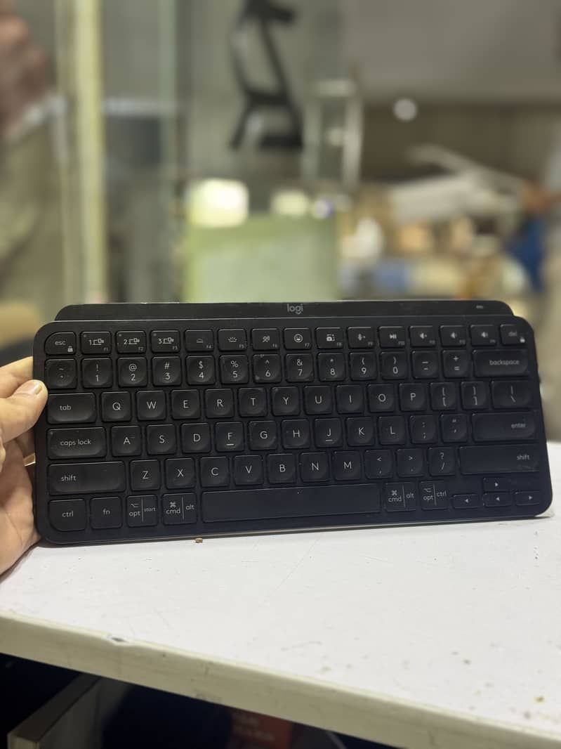 Logitech MX Keys 2