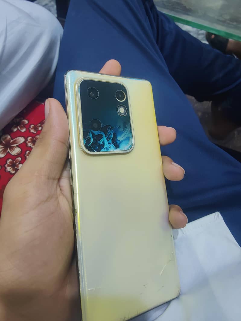 Infinix Zero 30 1