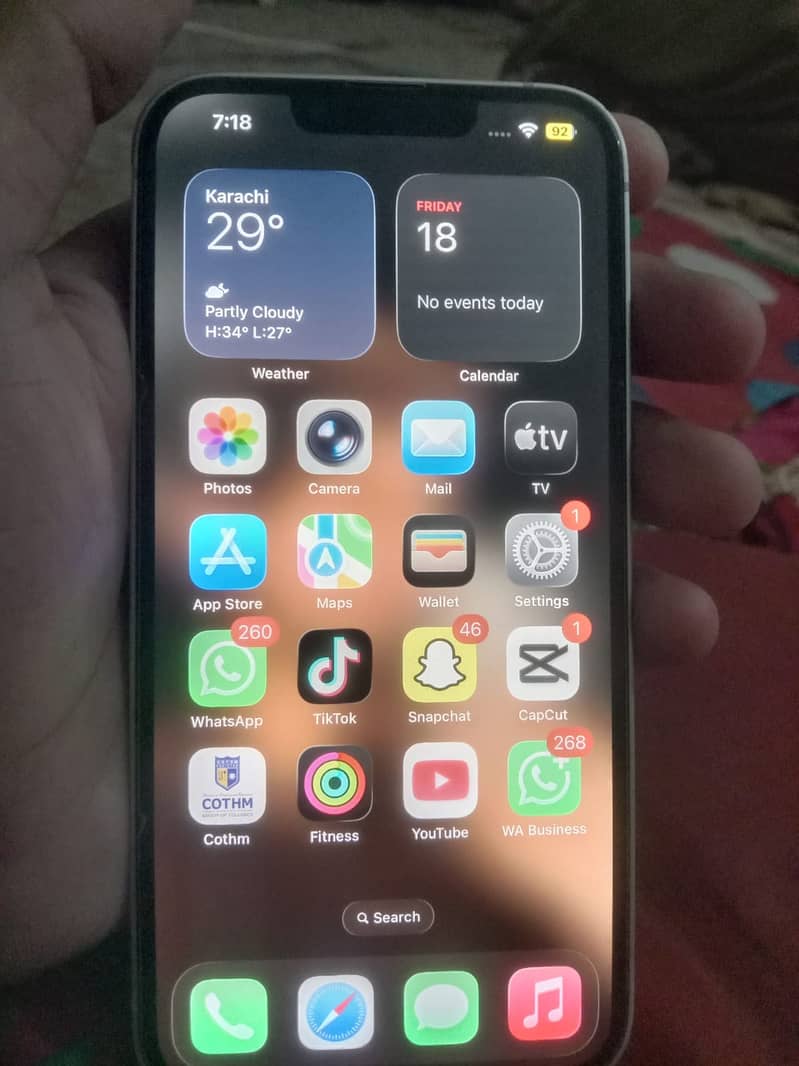 Apple iPhone 13 2