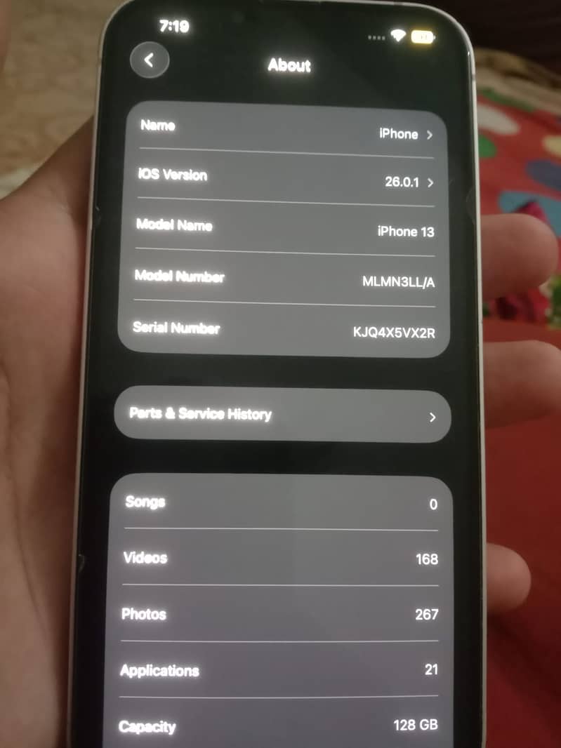 Apple iPhone 13 5