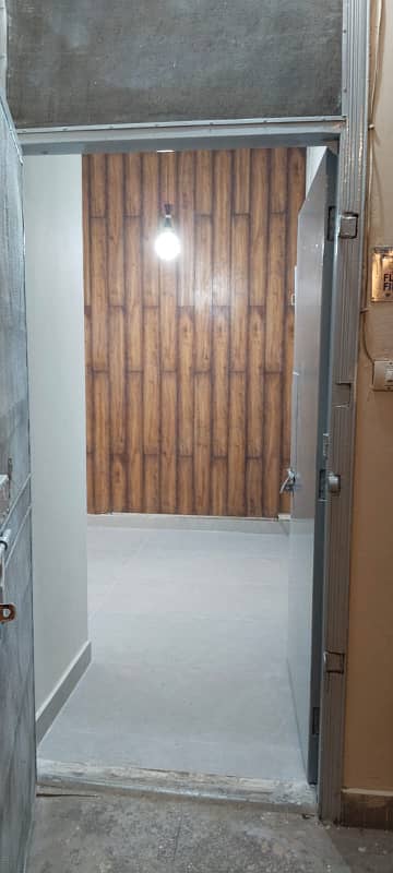 750 sqft 3rd floor non furnished flat for rent in new garden town
