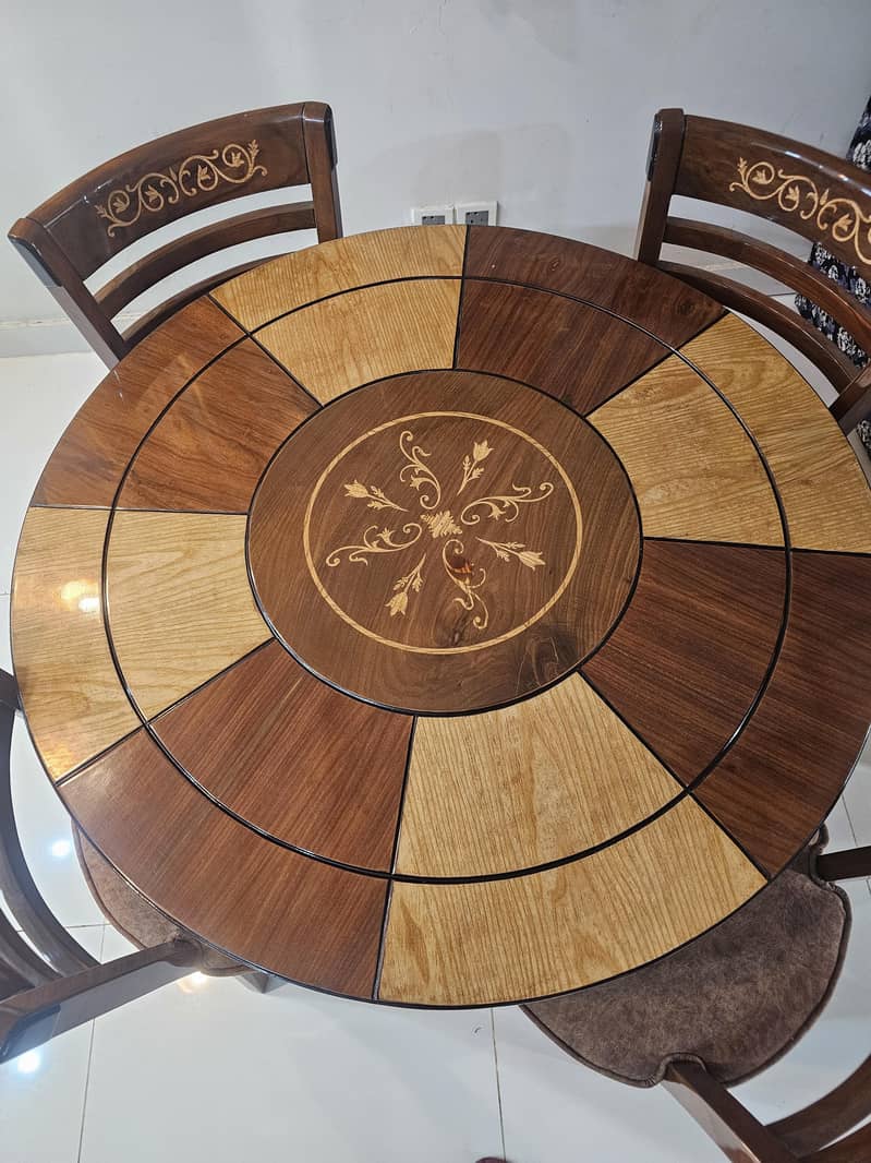 4 seater dining table 2