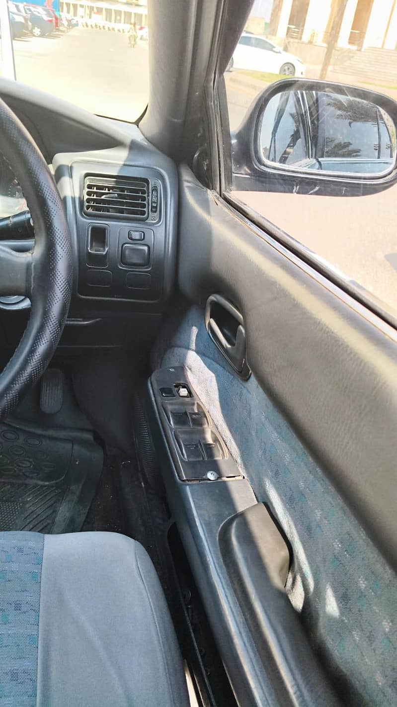 Toyota Corolla XE 1998 13