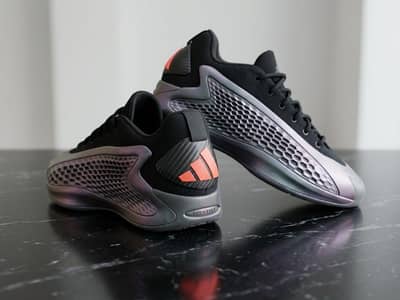 100. % original adidas shoes