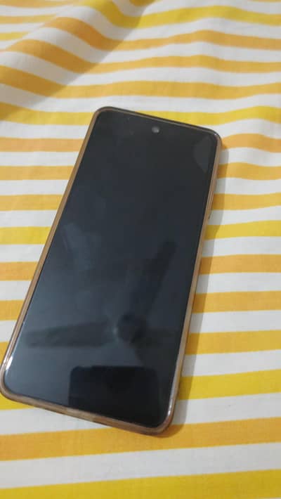 Tecno Spark 20C / refresh rate 90/ 128/ box saaf clean phone