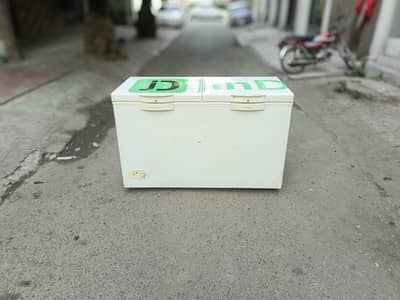 Waves Deep freezer Double door (0336/7070/370) Fast cooling