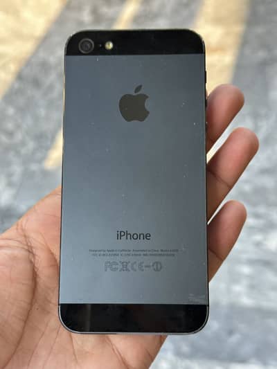 Apple iPhone 5