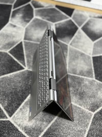 Dell inspiron 7506 2 in 1 |core i5 11th generation 8GB Ram 256GB SSD