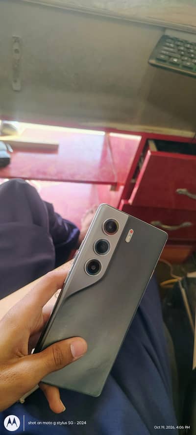 Tecno CAMON 40 Pro