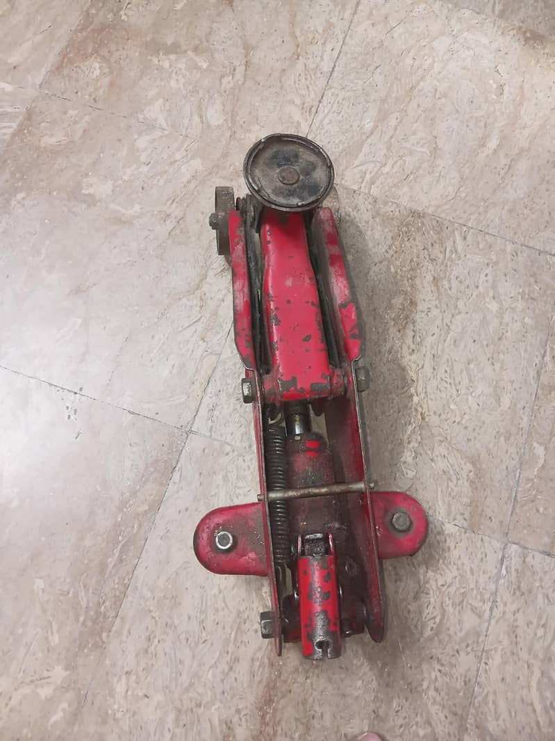 car jack 3