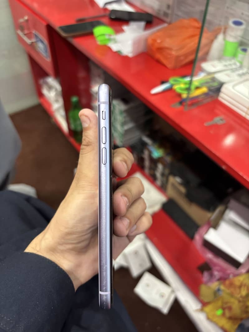 Apple iPhone 11 1