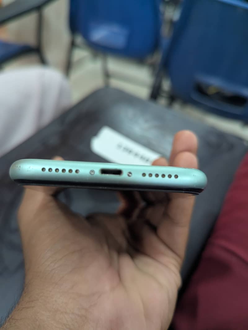 Apple iPhone 11 2