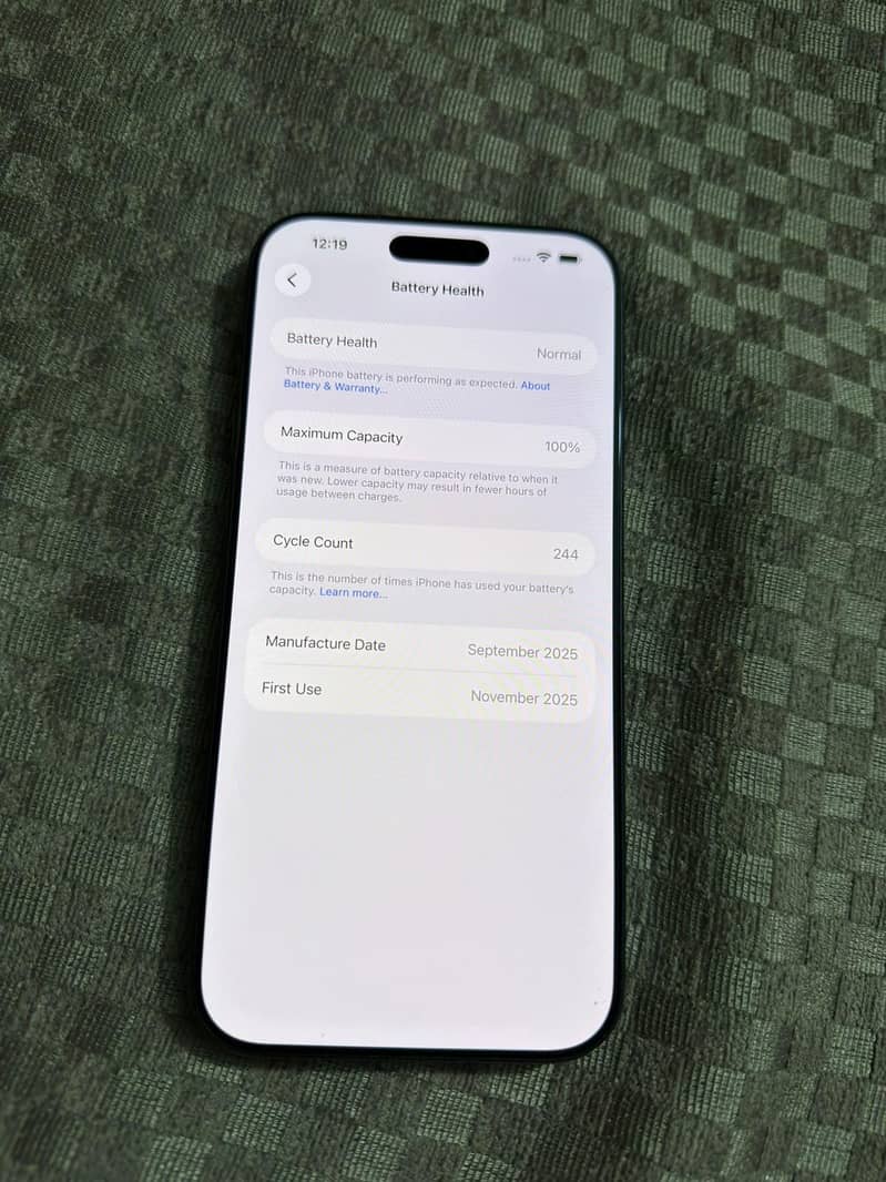 Apple iPhone 17 Pro Max 1