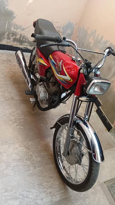 Honda CG 125 2018 Model | Genuine | Like New Condition | Rs. 135,000