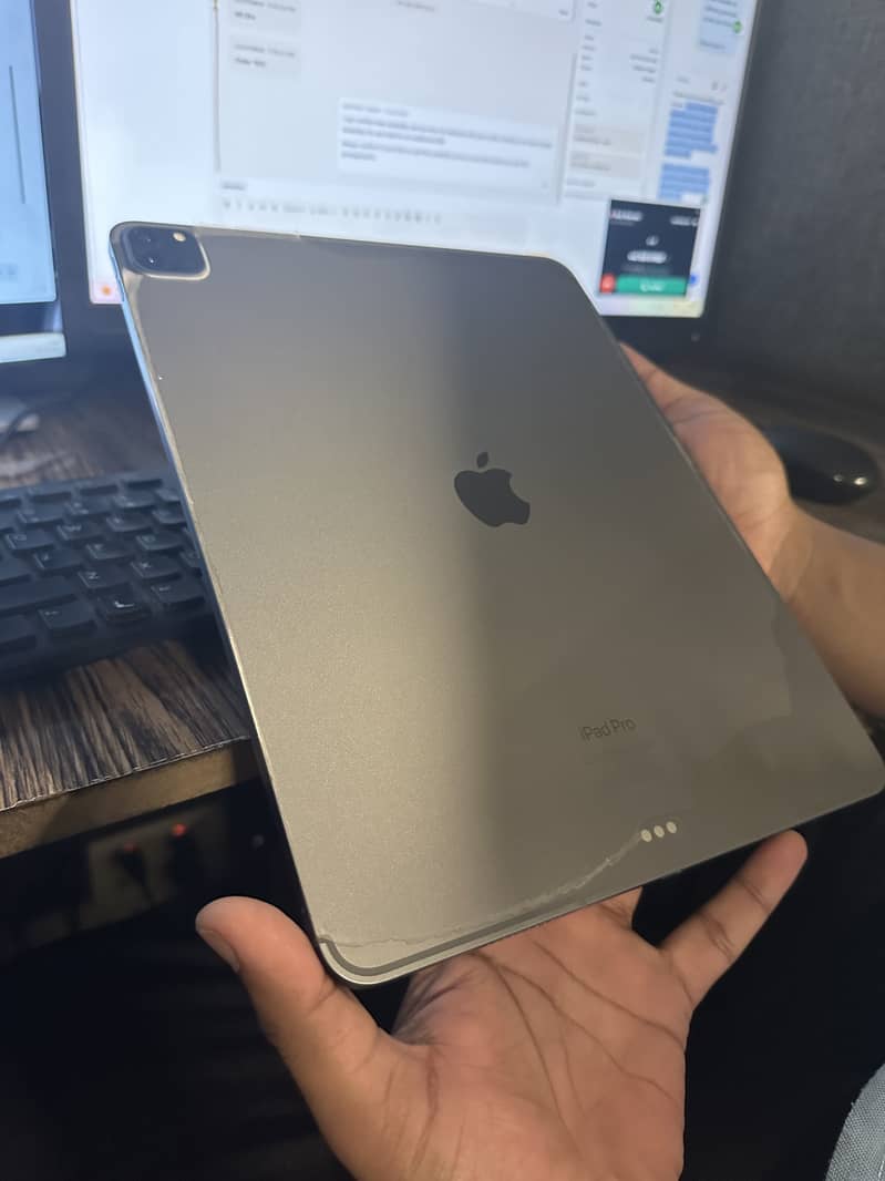 iPad M2 pro 13 1