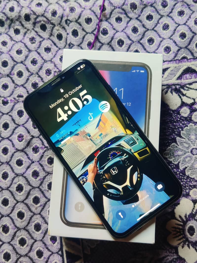 Apple iPhone X 0