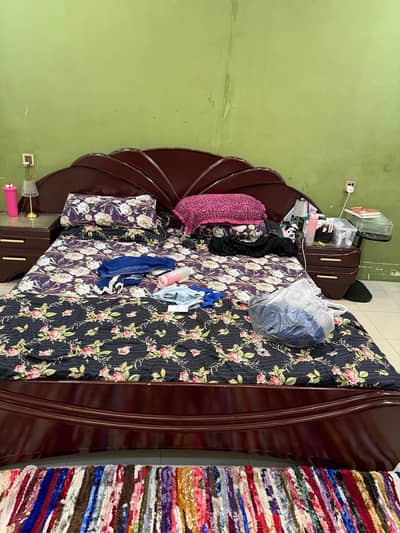 90s style bedroom set.