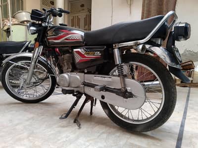 Honda CG 125 2010 with no work require