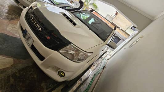 Toyota Hilux 2014