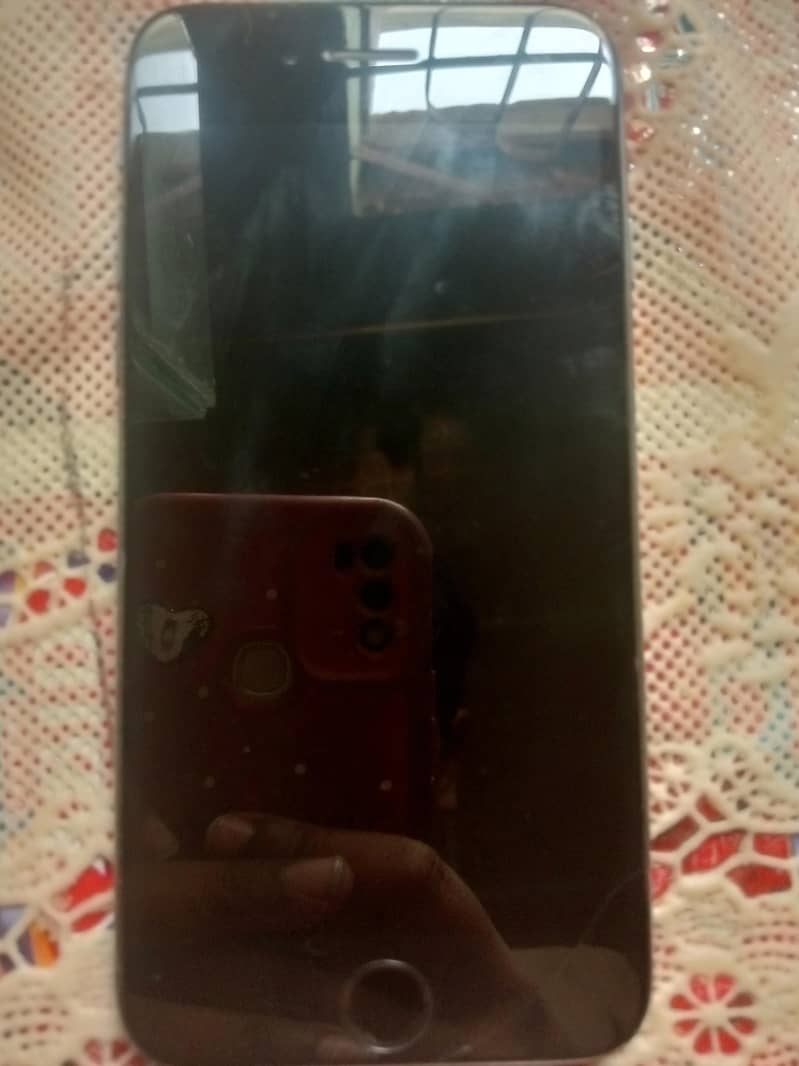 Apple iPhone 8 0