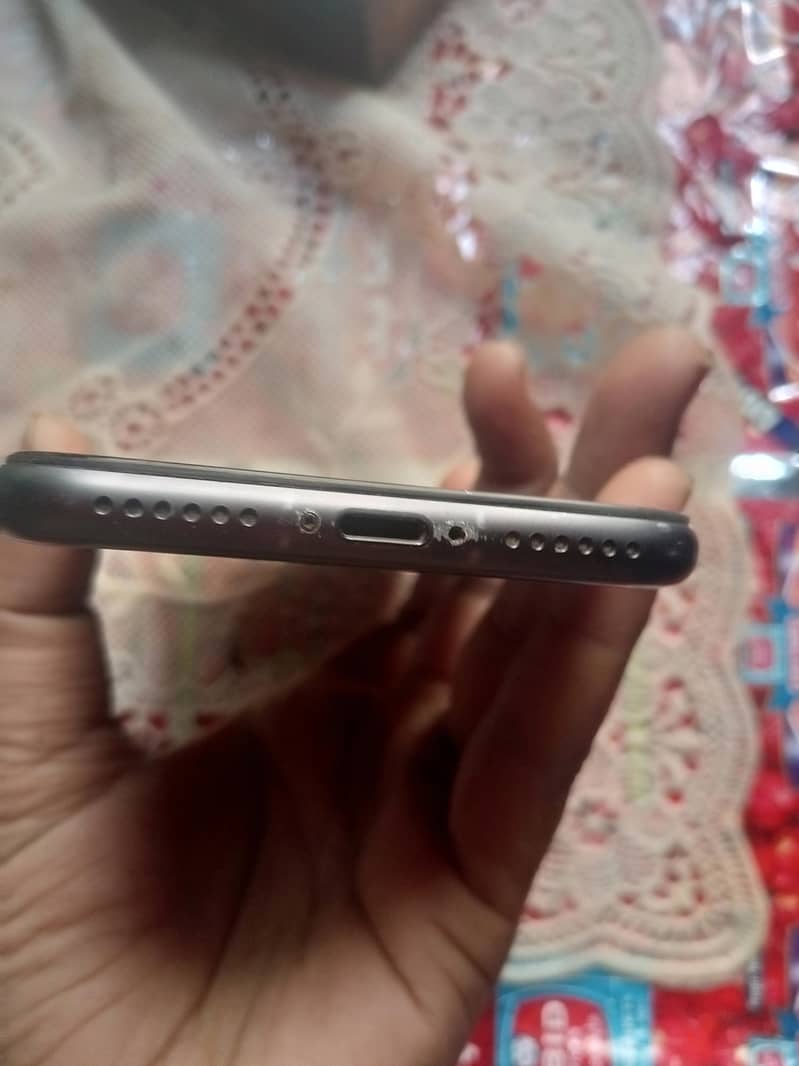 Apple iPhone 8 2