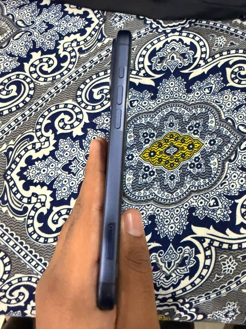 Apple iPhone 17 Pro Max 1
