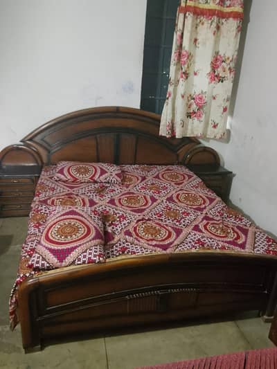 Bed set alongwith dressing