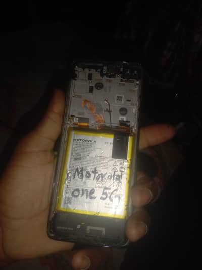 moto one5g