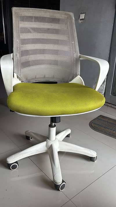 OFFICE CHAIRS