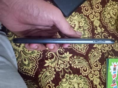 Infinix Hot 8 Lite