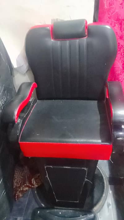 polor chair for sale total cost 25k