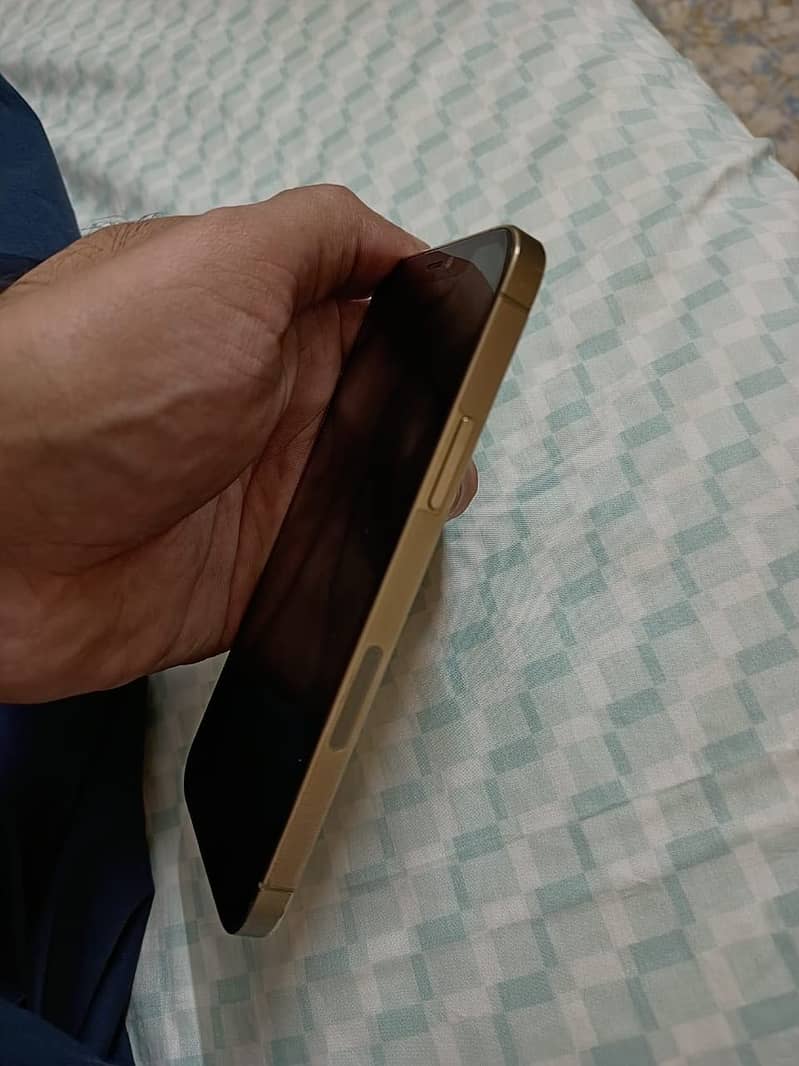 Apple iPhone 12 Pro 1