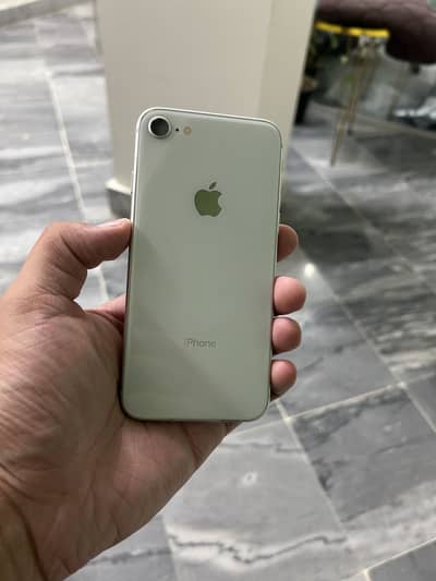 Apple iPhone 8