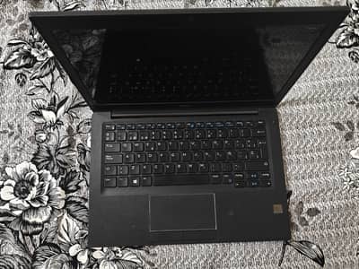 Dell Latitude 7290
